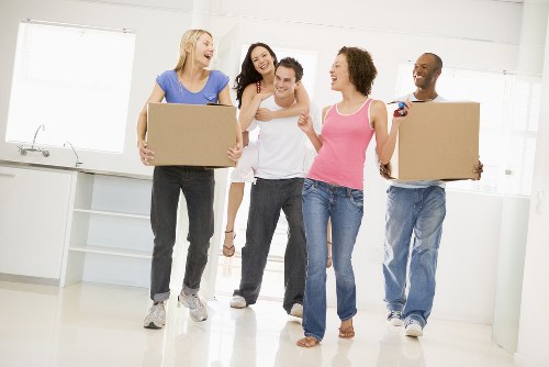 Customer submitting a complaint to a self storage team
